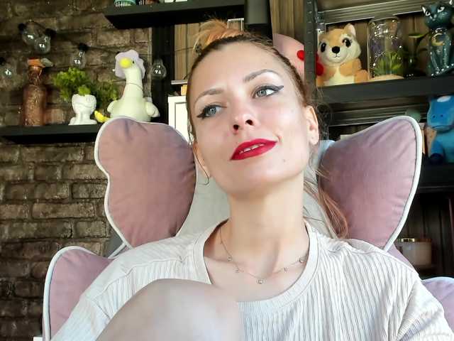 karo131324 live cam on BongaCams