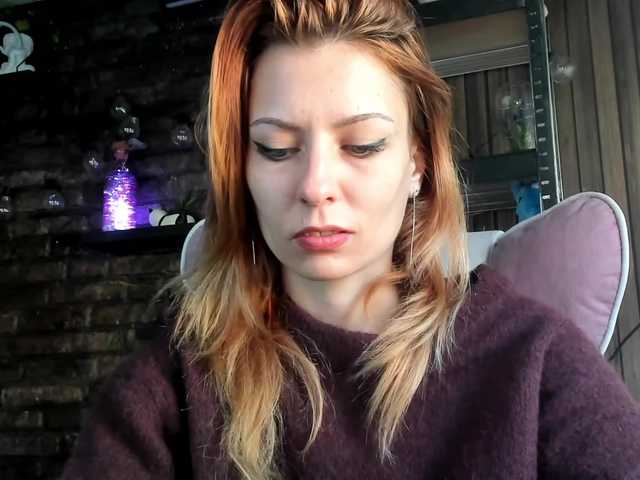 karo131324 — live female cam