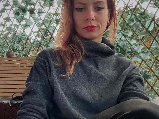 karo131324 live cam on BongaCams
