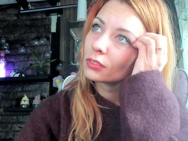 karo131324 — live female cam