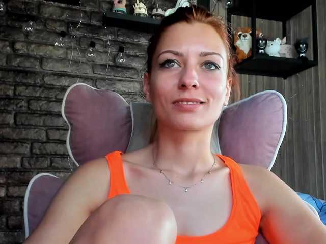 karo131324 live cam on BongaCams
