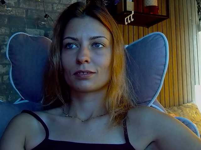 karo131324 live webcam show