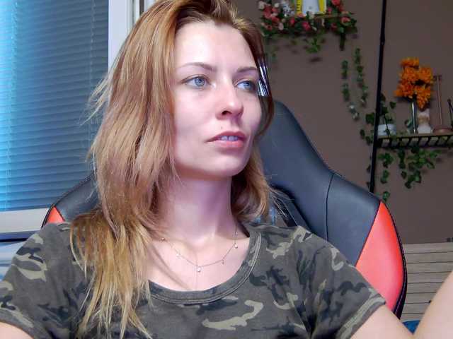 karo131324 live webcam show