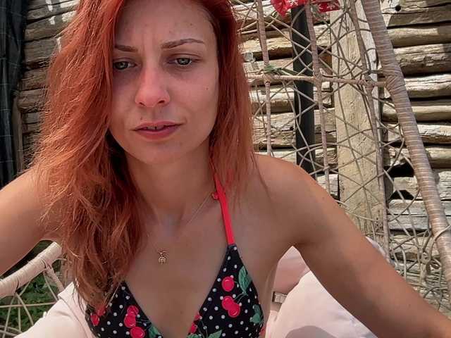 karo131324 live cam on BongaCams