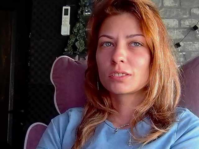 karo131324 live cam on BongaCams