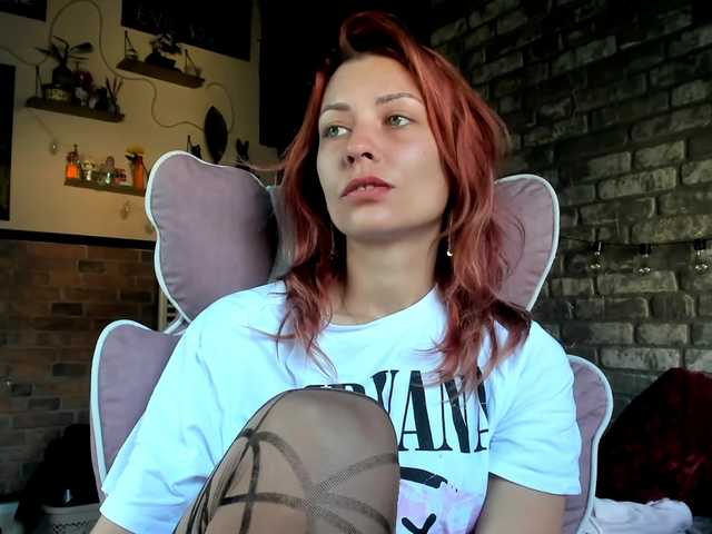 karo131324 live cam on BongaCams