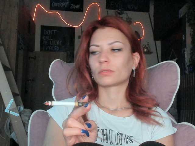 karo131324 live cam preview