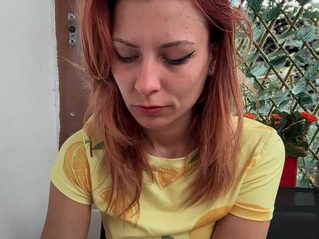 karo131324 live cam on BongaCams