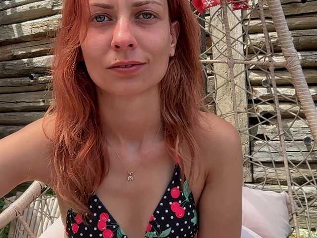 karo131324 live cam on BongaCams