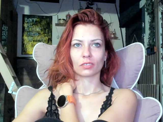 karo131324 live cam on BongaCams