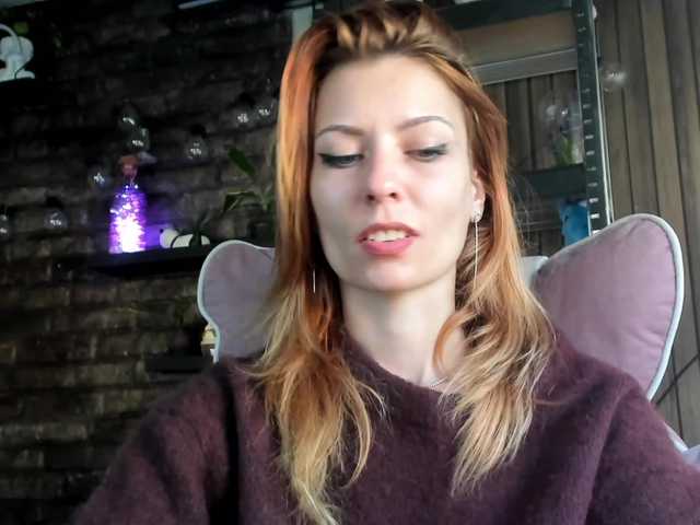 karo131324 live cam on BongaCams