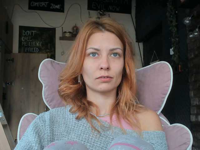 karo131324 live cam on BongaCams