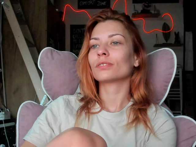 karo131324 live cam on BongaCams