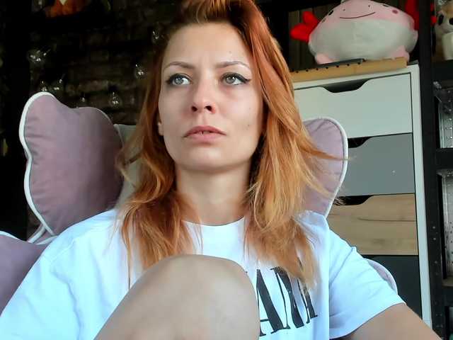 karo131324 live cam on BongaCams