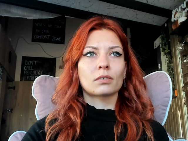 karo131324 live cam on BongaCams