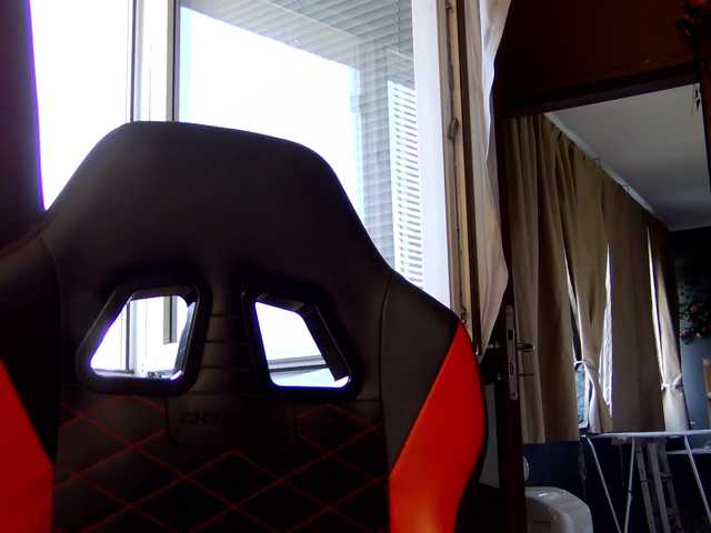 karo131324 live webcam show