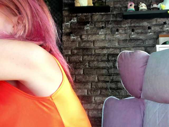 karo131324 live cam on BongaCams