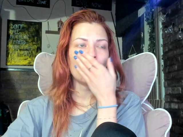 karo131324 live cam on BongaCams