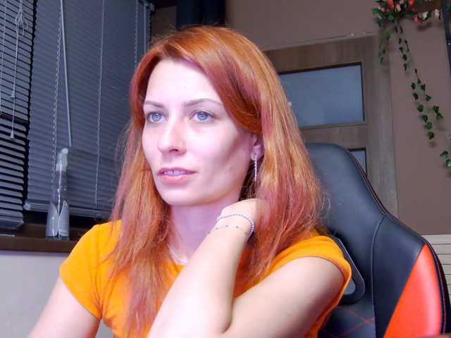karo131324 live cam on BongaCams