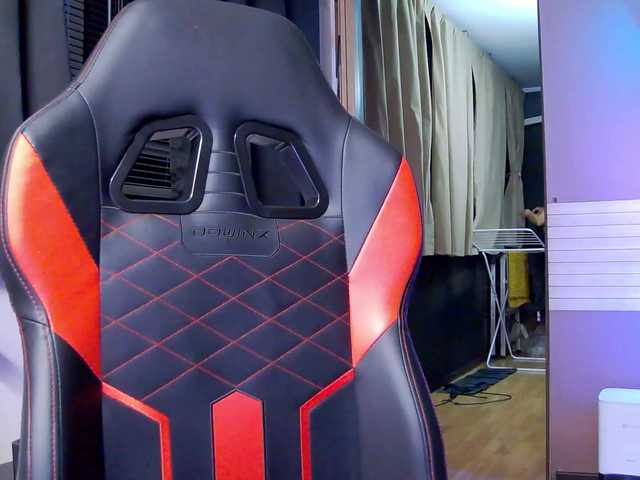 karo131324 live cam on BongaCams