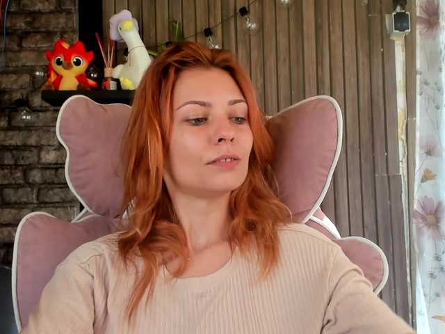 karo131324 live cam on BongaCams