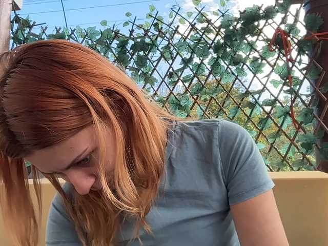 karo131324 live cam on BongaCams