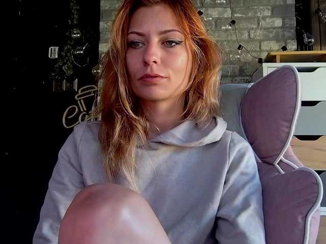karo131324 live webcam show