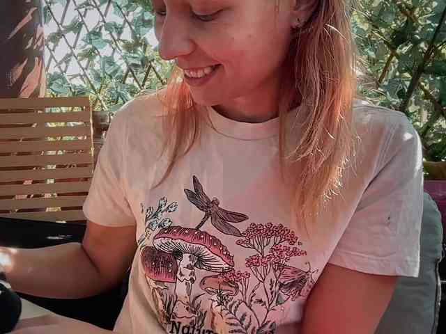 karo131324 webcam