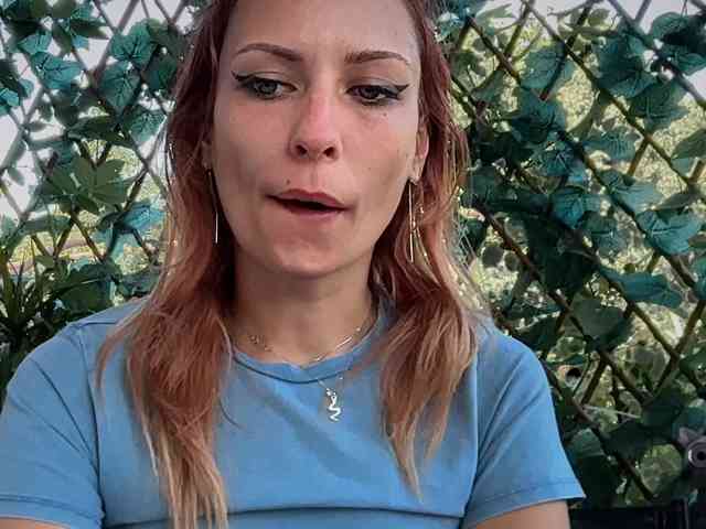 karo131324 webcam