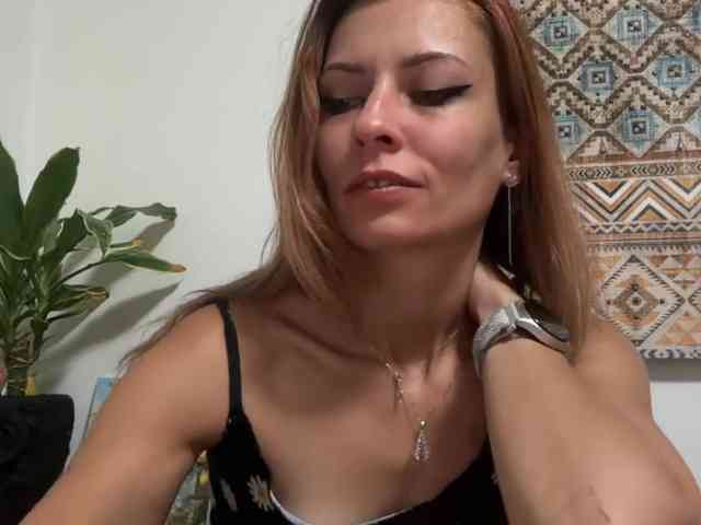 karo131324 webcam