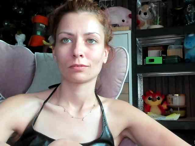 karo131324 webcam