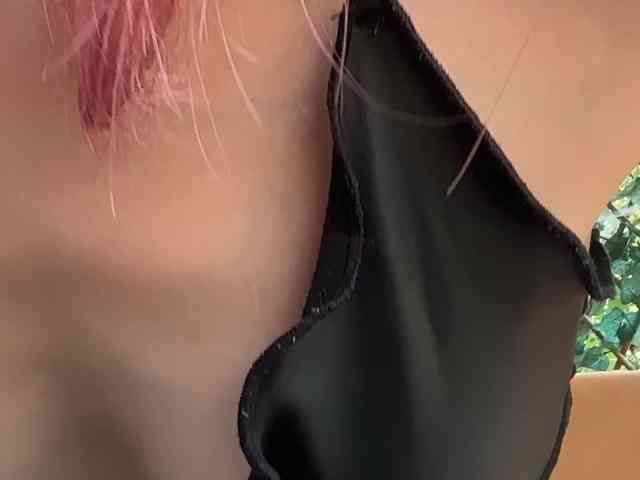 karo131324 webcam