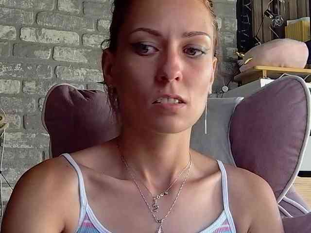 karo131324 webcam