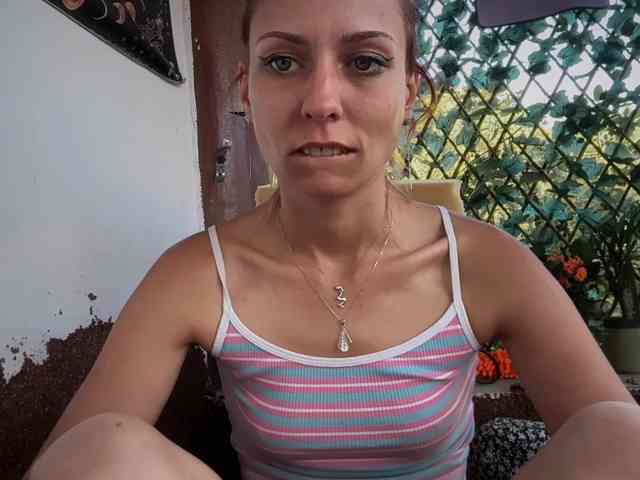karo131324 webcam