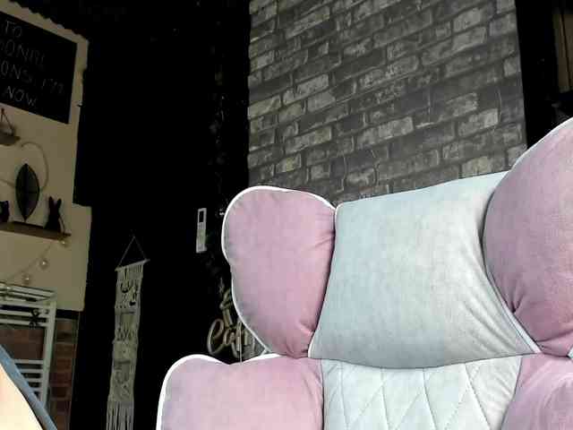 karo131324 webcam