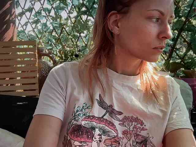 karo131324 webcam