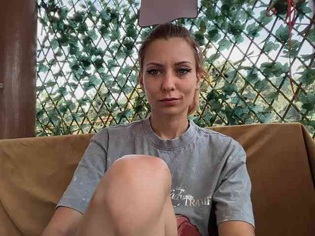 karo131324 webcam