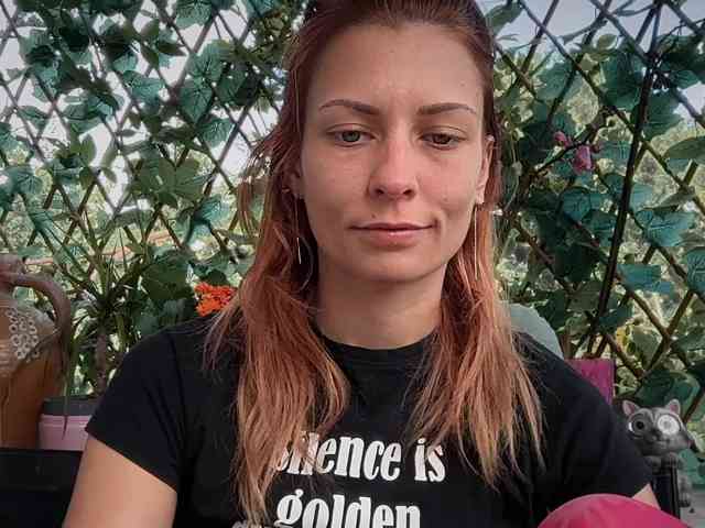 karo131324 webcam
