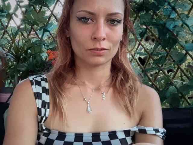 karo131324 webcam