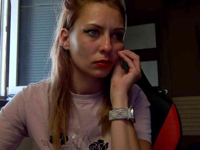 karo131324 webcam