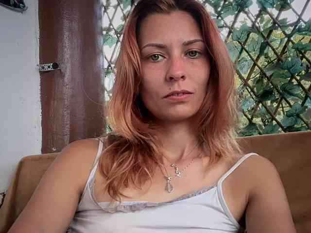 karo131324 webcam