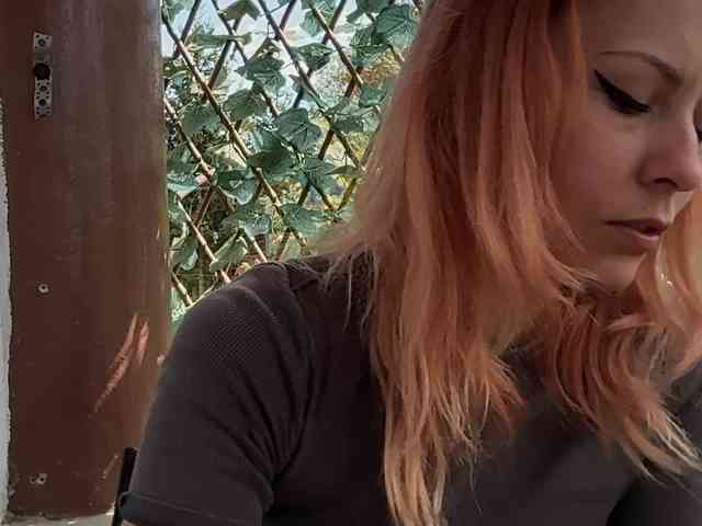karo131324 webcam