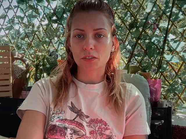 karo131324 webcam