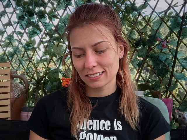 karo131324 webcam