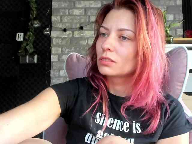 karo131324 webcam