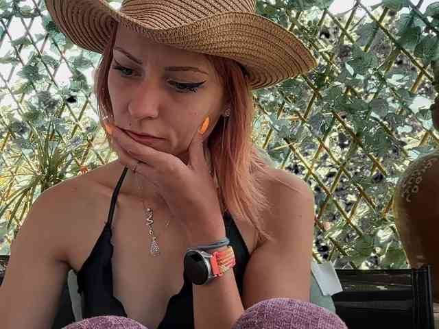 karo131324 webcam