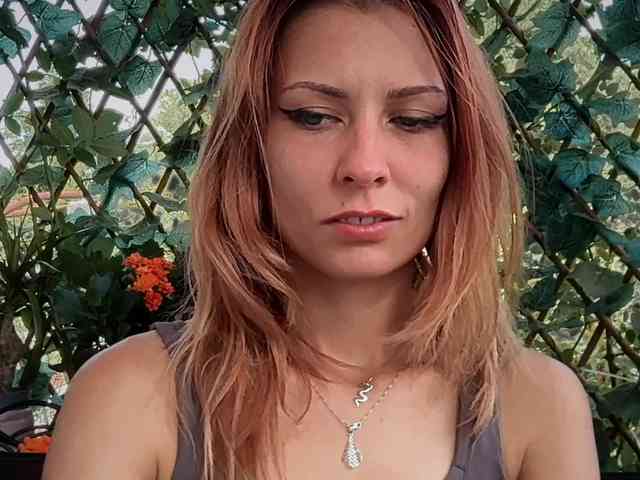 karo131324 webcam
