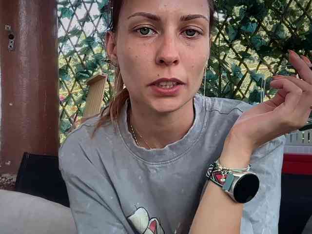 karo131324 webcam