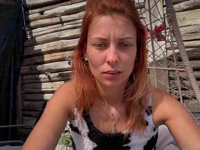 karo131324 webcam