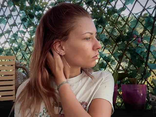 karo131324 webcam